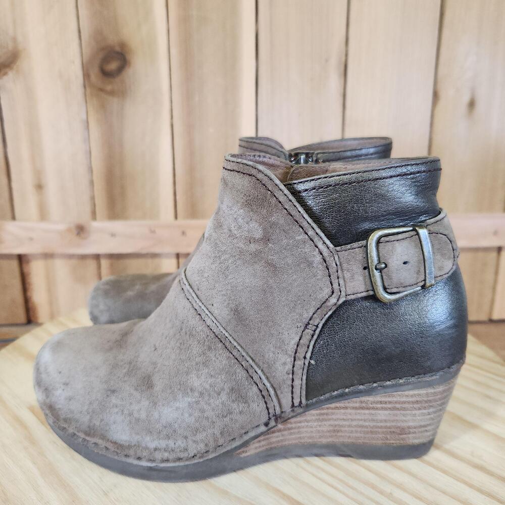 Dansko Shirley Wedge Boots Womens 5.5 36 EU Brown Leather Suede Ankle Zip Buckle